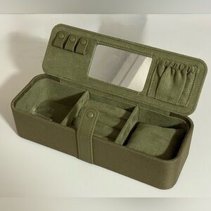 The Jewelry Case in Olive